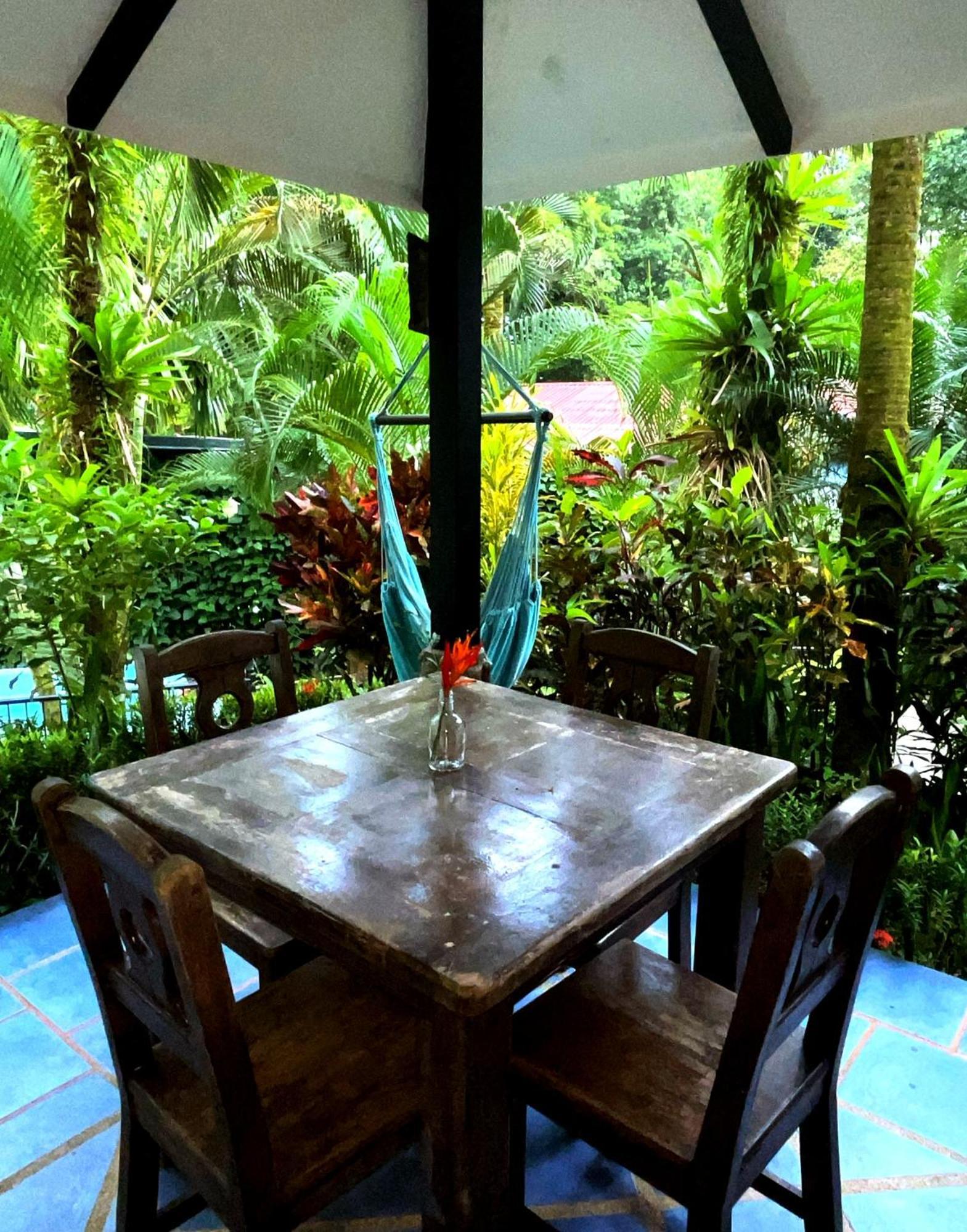 The Scarlet Villas Ojochal Exterior foto
